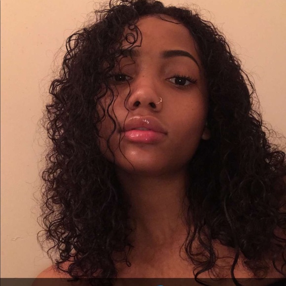 Meet your Posher, Soraya - Picture 4 of 5